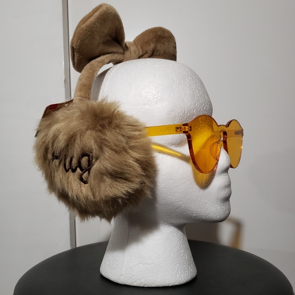 Kawaii Ribbon Earmuffs - Picture 3 of 9